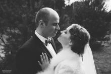 Фотосъемка свадьбы Михаила и Юлии в Круглом - жених и невеста - нежность